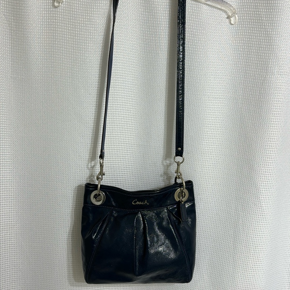 Coach Ashley shoulder/handbag. Navy Blue - Picture 1 of 8